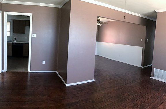 3rd image of 4204 Clover Ave