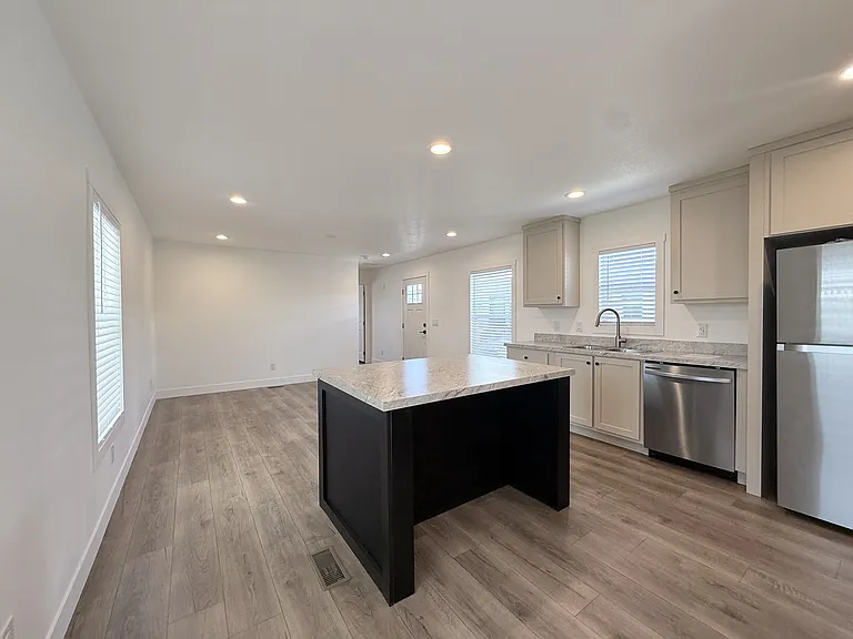 2060 N Center St #72 — Photo 17