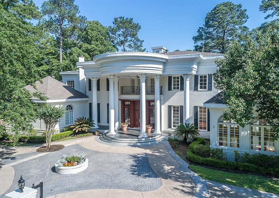 1st image of 11600 Arrowwood Cir