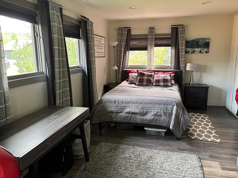735 Pamela Ln — Photo 21
