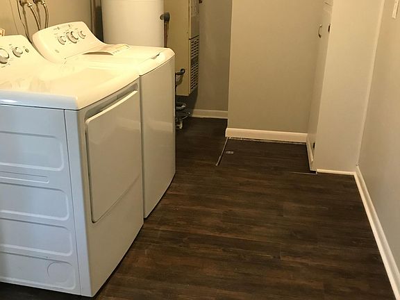 5th image of 531 Ida Ln