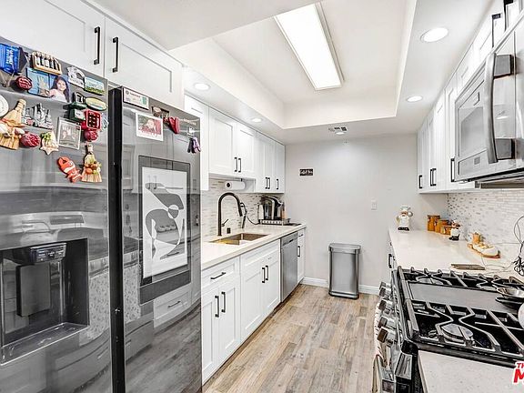 4th image of 21333 Lassen St Unit 8B