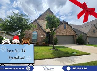 817 Knoxbridge Rd, Forney, TX 75126