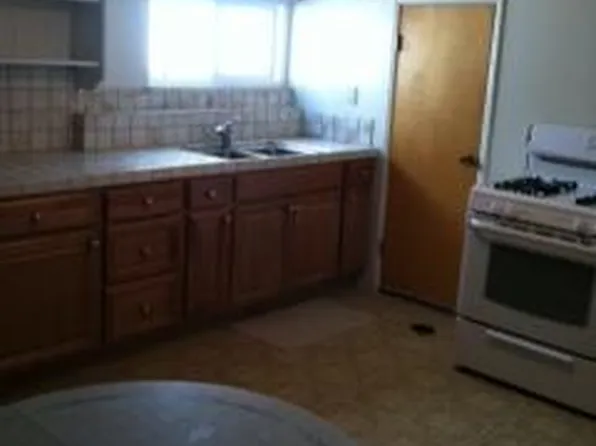 235 Larkin St, Monterey, CA