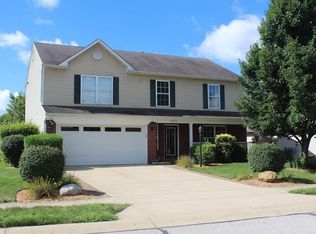 4825 Oakleigh Pkwy, Greenwood, IN 46143