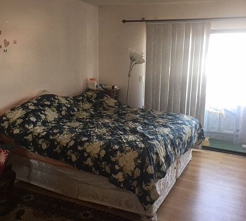 4th image of 8516 Cadillac Ave #4