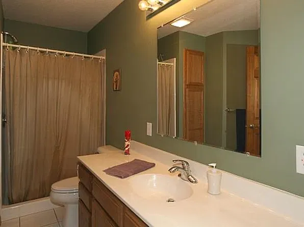 1441 Riverside Dr, River Falls, WI 54022