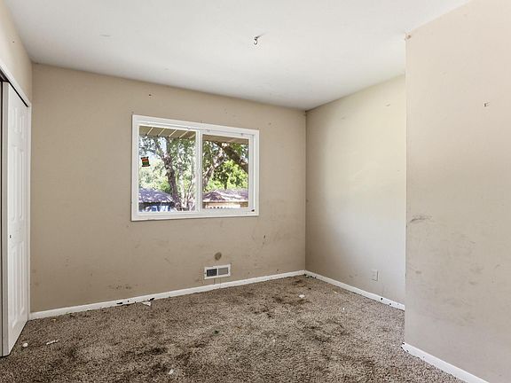 5th image of 3837 Georgia Ave N