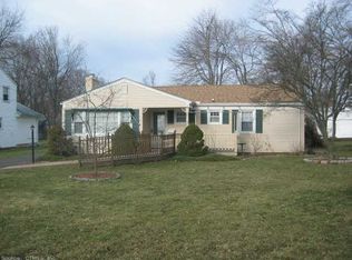 11 Nursery Dr, West Hartford, CT 06117