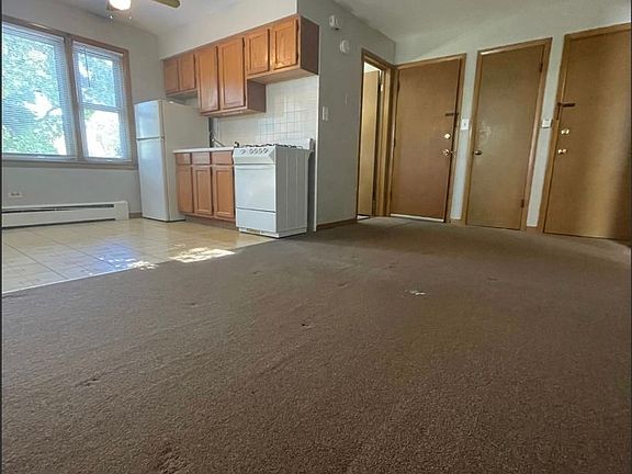 4th image of 3001-07 Emerson St #3007-2N