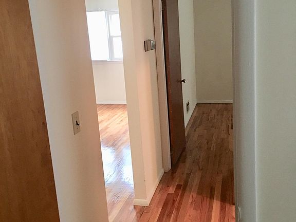 3rd image of 310 Caswell Ave #2
