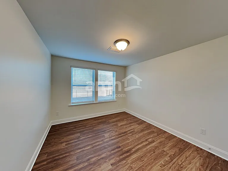158 Larragan Dr — Photo 19