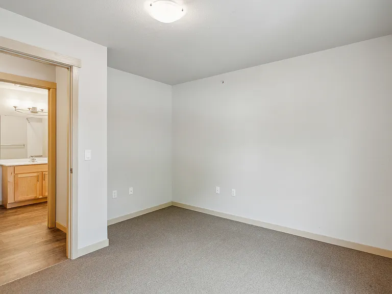 35 Seward Ave NW — Photo 6