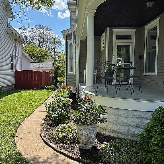 Listing photo 4