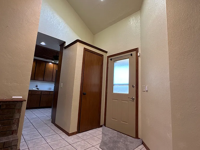 1109 SW 126th St — Photo 5