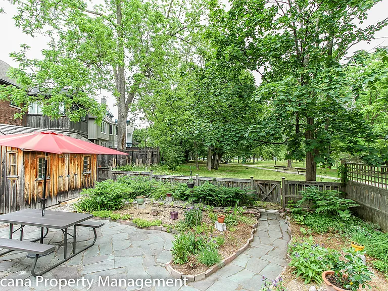 437 Riverdale Ave — Photo 27
