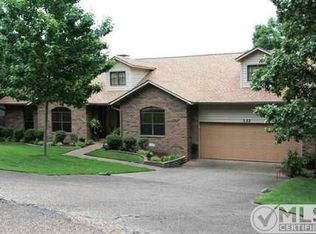 132 Hamilton Pl, Hot Springs, AR 71913