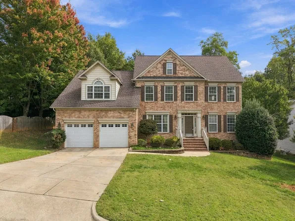 10620 River Forest Dr, Raleigh, NC 27614