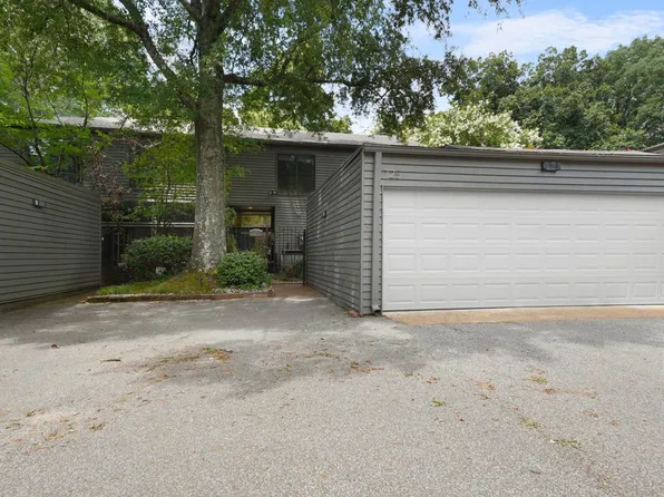 725 Eventide Dr #34, Memphis, TN 38120