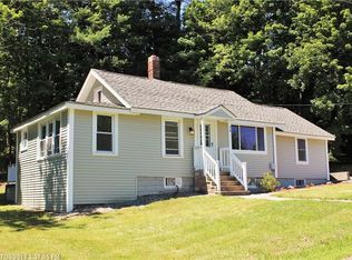56 Allen Ave, Auburn, ME 04210