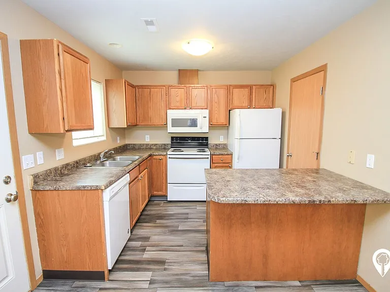 Arrow Ridge Townhomes Brandon, SD — Photo 2