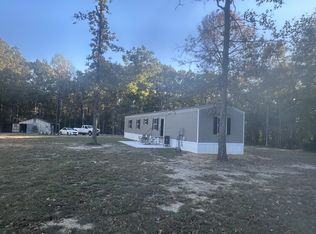 25 Ward Rd, Loretto, TN 38469