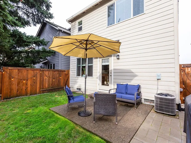 20888 SW Sister Ln — Photo 32