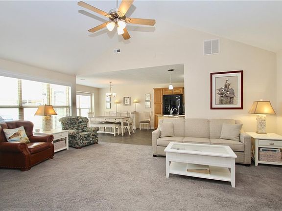 3rd image of 4921 Tall Meadow Cir