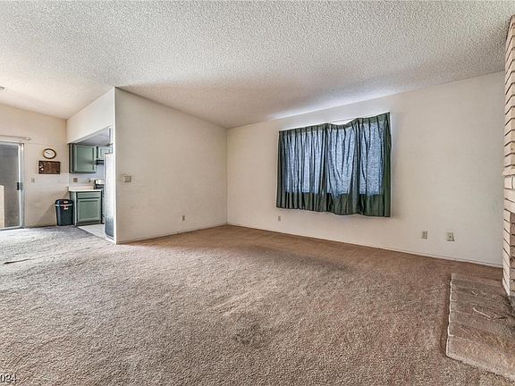 3rd image of 6748 Bethany Dr