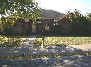 5740 Russcrest Dr, Dallas, TX 75227