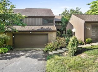 692 Tall Oaks Ct, Newark, OH 43055