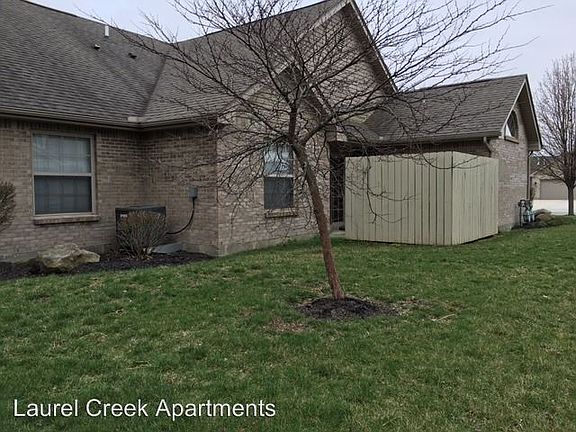 2nd image of 2219 Shamrock Ln