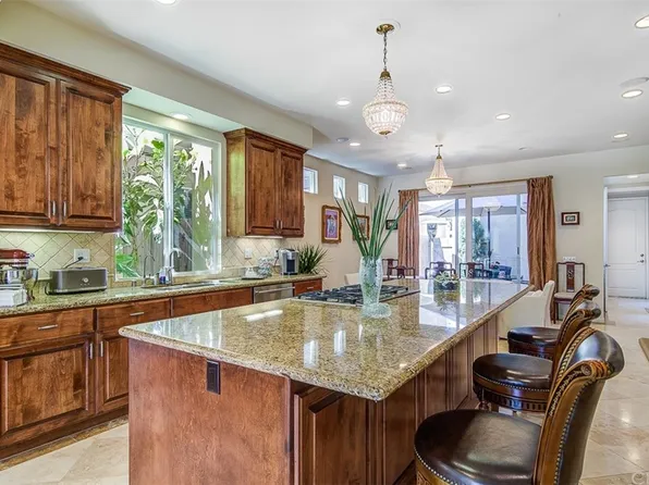 1203 Delaware St, Huntington Beach, CA 92648