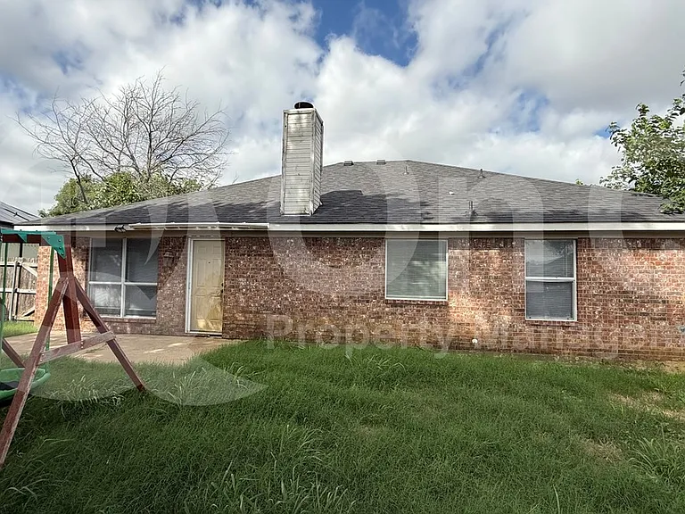 8001 Mourning Dove Dr — Photo 22