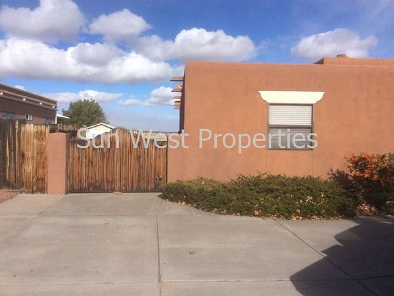 2nd image of 414 W 32nd St