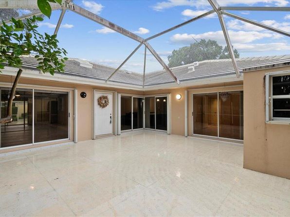 403 Sun Terrace Ct