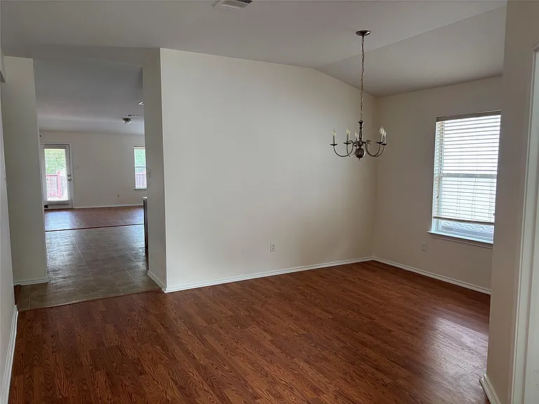 2617 Summerwalk Pl — Photo 2