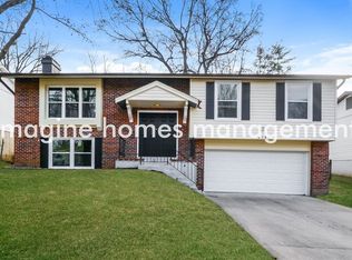 410 Sorrento Dr, Ballwin, MO 63021