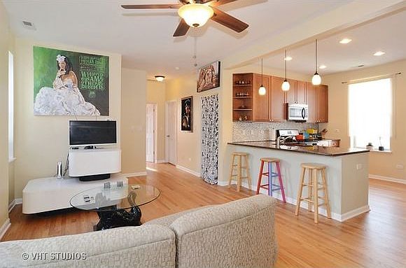 1st image of 3835 W Wrightwood Ave #2S
