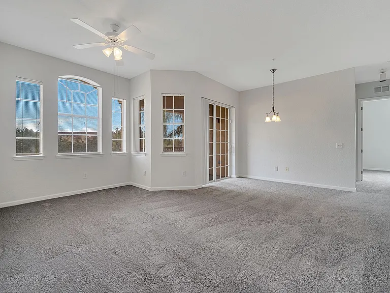 817 Terrace Ridge Cir — Photo 8
