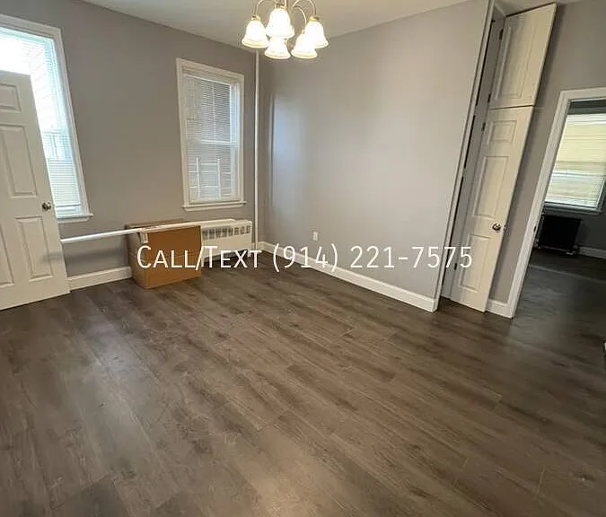 109 Linden St — Photo 13