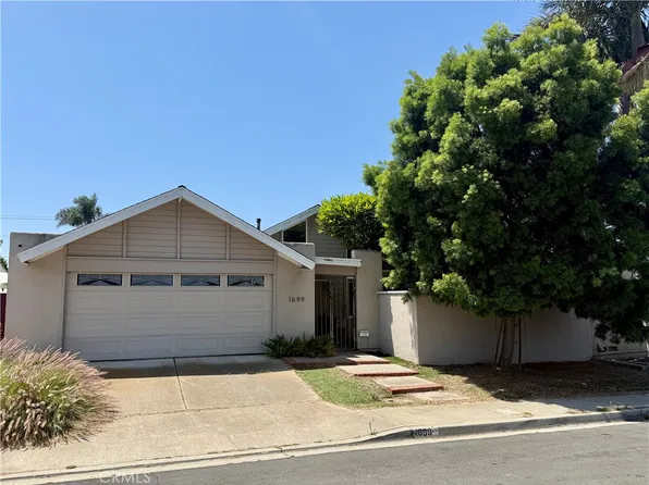 1699 New Hampshire Dr, Costa Mesa, CA 92626