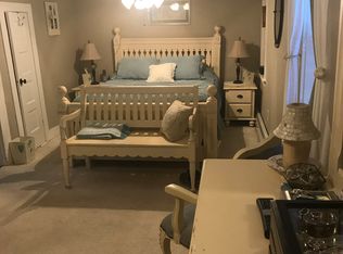 306 Hortonville Rd, Swansea, MA 02777