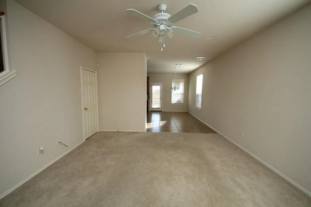 Building Photo - 16100 Great Oaks Dr #3502