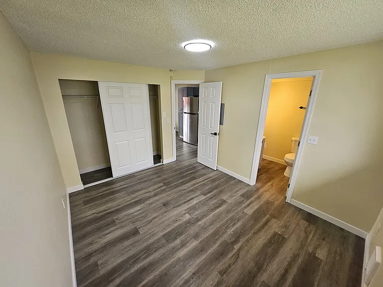 14900 Union Ave SW #2 — Photo 4