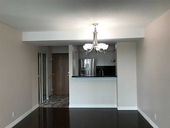 2nd image of 1 Lee Centre Dr Unit 1505