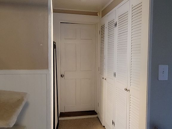 5th image of 101 Lincoln Ave #2