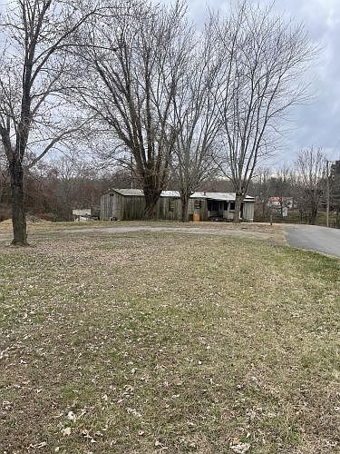 1st image of 306 Tucker Ln
