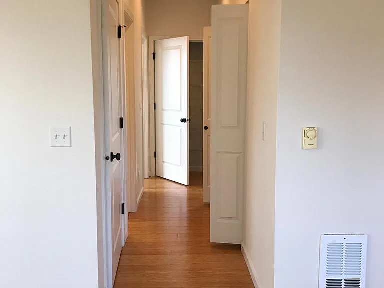 925 NE 22nd Ave #1 — Photo 6