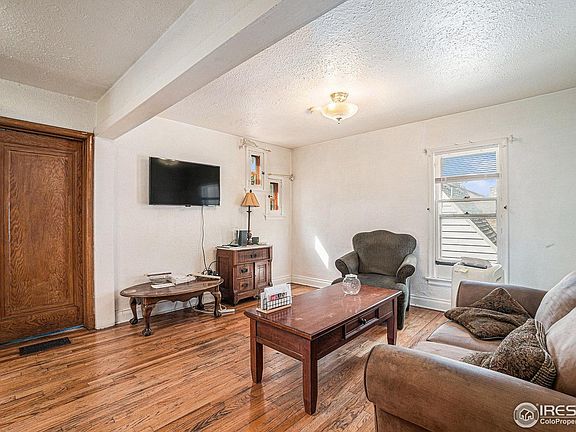 5th image of 1856 11th Ave